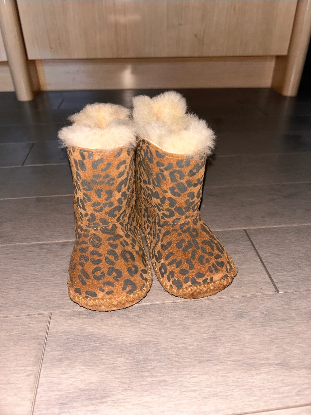 UGG Kids Leopard-Print Shearling Boots - Brown